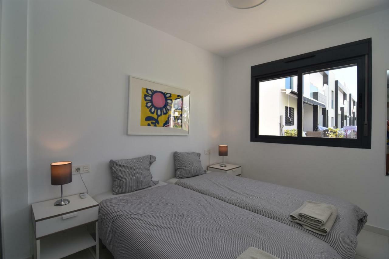 Oasis Beach V South Facing Pool View La Zenia Dehesa de Campoamor  Εξωτερικό φωτογραφία