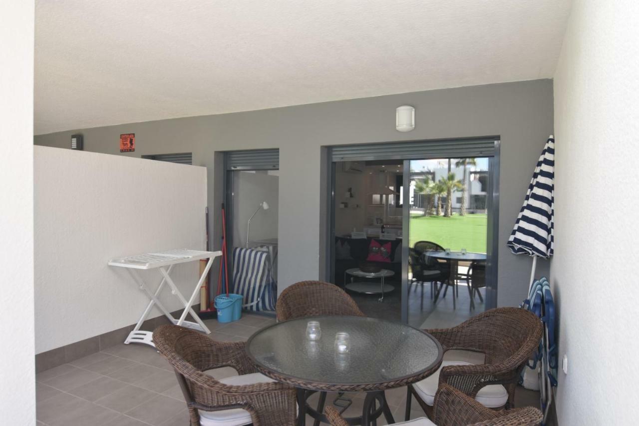 Oasis Beach V South Facing Pool View La Zenia Dehesa de Campoamor  Εξωτερικό φωτογραφία